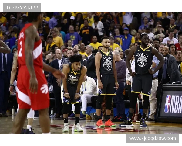 字母哥率领雄鹿豪取连胜全队状态火热剑指新赛季总冠军 字母哥率领雄鹿豪取连胜全队状态火热剑指新赛季总冠军