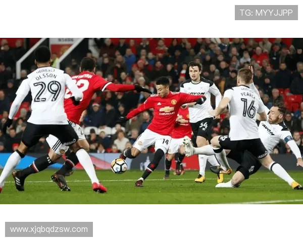 德比郡俱乐部迎来新赛季布局球队重建与青训发展并进目标重返英冠舞台 德比郡俱乐部迎来新赛季布局球队重建与青训发展并进目标重返英冠舞台